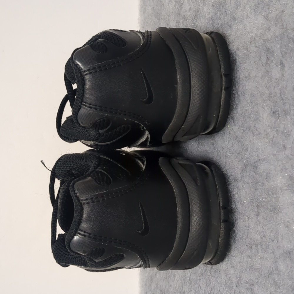 Nike Air Max Plus Black Pure Platinum Toddler Shoes size 7C - Picture 3 of 8